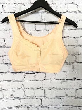 Sports Bra. Size 42B